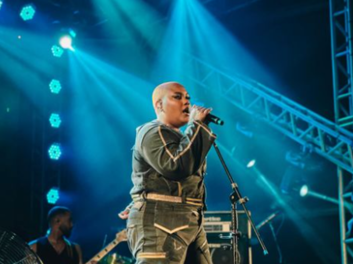 Natural de Macaé, cantora Kynnie vai se apresentar no Rio neste final de semana