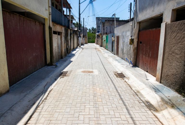 Urbanização do bairro Malvinas está sendo realizada em Macaé em parceria com o Governo do Estado