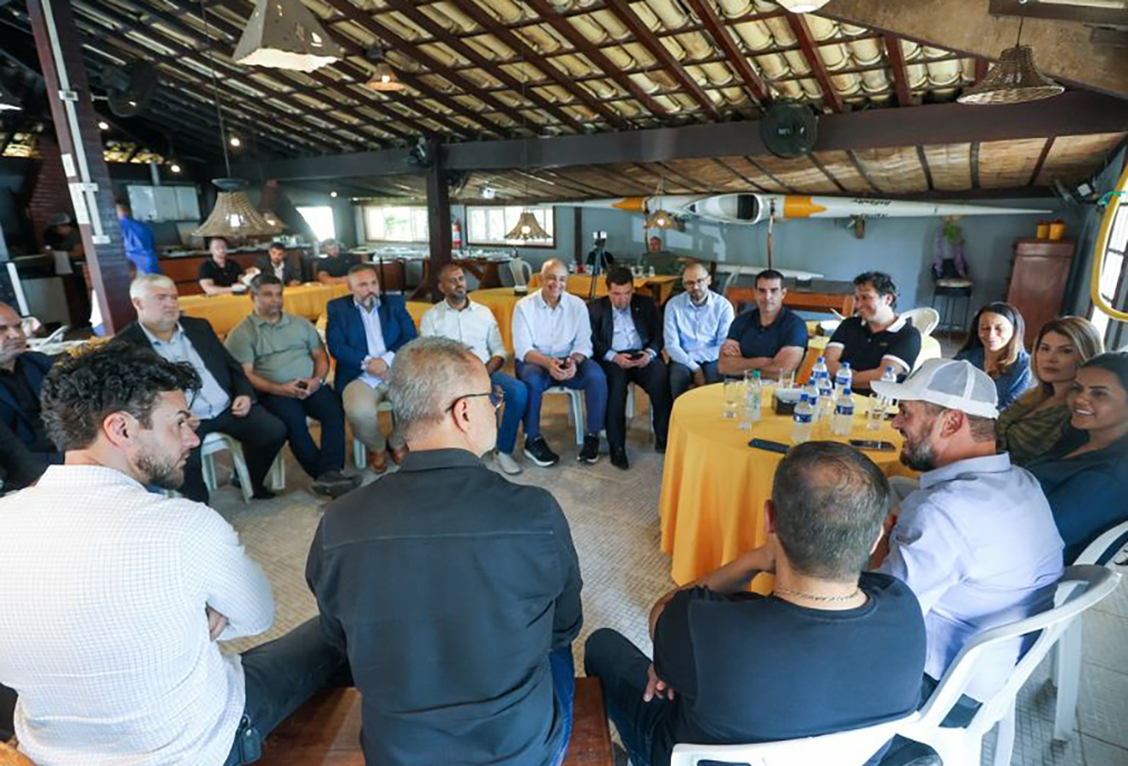 Almoço em São Pedro da Aldeia reúne prefeitos e prefeitas da Região dos Lagos