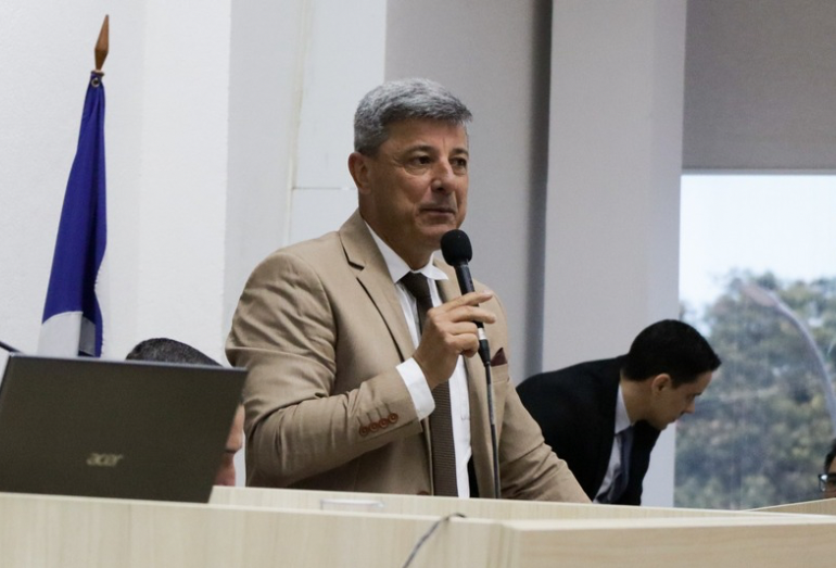 Câmara de Macaé discute ações de proteção aos educadores da rede municipal