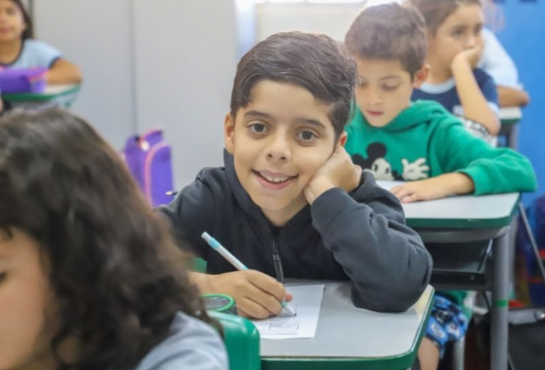 Rede pública municipal de ensino de Rio das Ostras terá renovação de matrícula e novembro