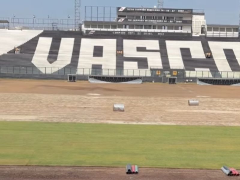 Vasco troca gramado de São Januário, que terá grama vinda de Saquarema