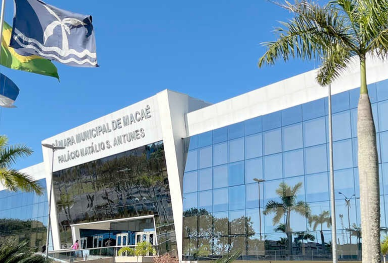 Vereadores aprovam Dia do Futebol Feminino e Programa Feira da Mulher do Campo em Macaé