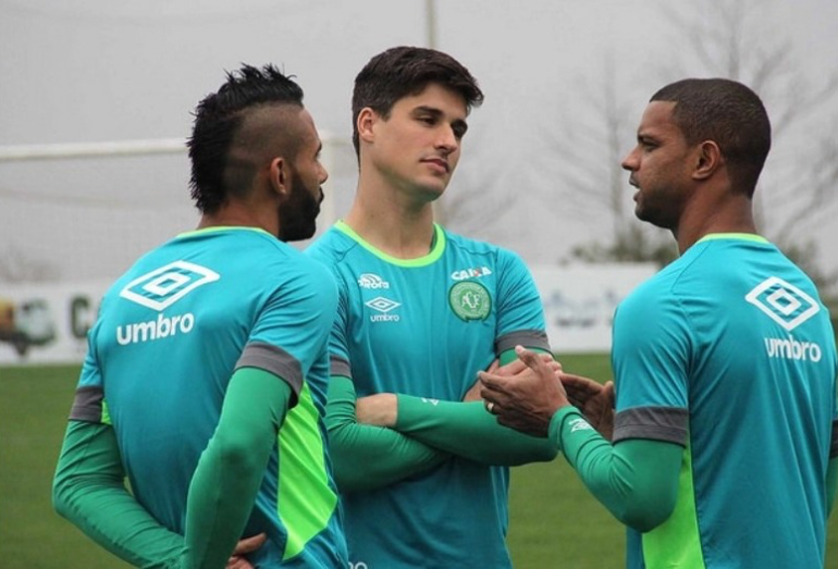 Partida no Moacyrzão homenageará Filipe Machado e vítimas da tragédia da Chapecoense