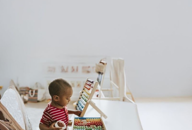 Rio das Ostras abre inscrições para preenchimentos de mais de mil vagas em creches para 2026