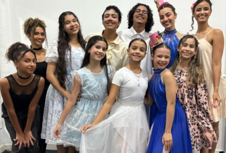 Espetáculos de dança comandam fim de semana no Teatro de Rio das OstrasO que