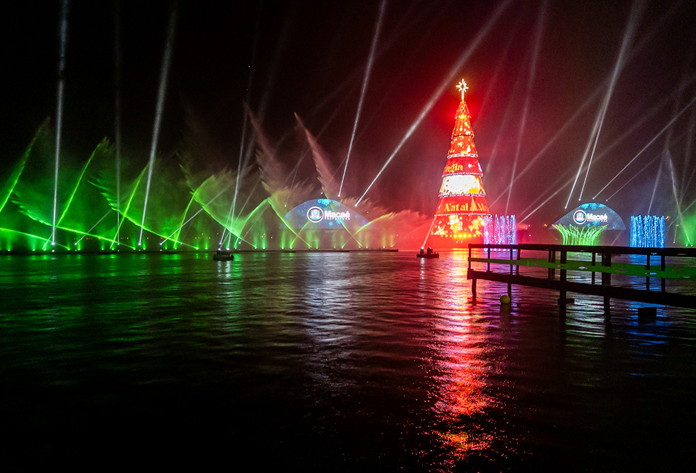 Águas Dançantes e Vila do Papai Noel recebem programações inclusivas neste dezembro