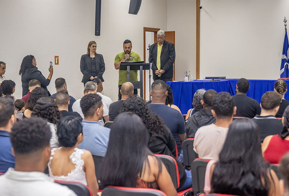 Município de Macaé certifica mais de 400 alunos em cursos gratuitos de capacitação