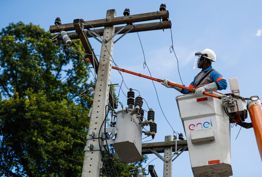 Enel amplia ações e moderniza rede elétrica em municípios do Norte Fluminense