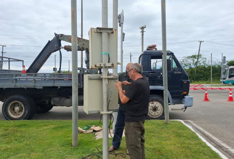 Mobilidade Urbana restabelece funcionamento de semáforo no Vale dos Cristais