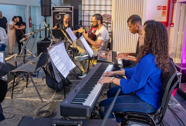 Prefeitura de Macaé oferece cursos técnicos gratuitos em teatro e música