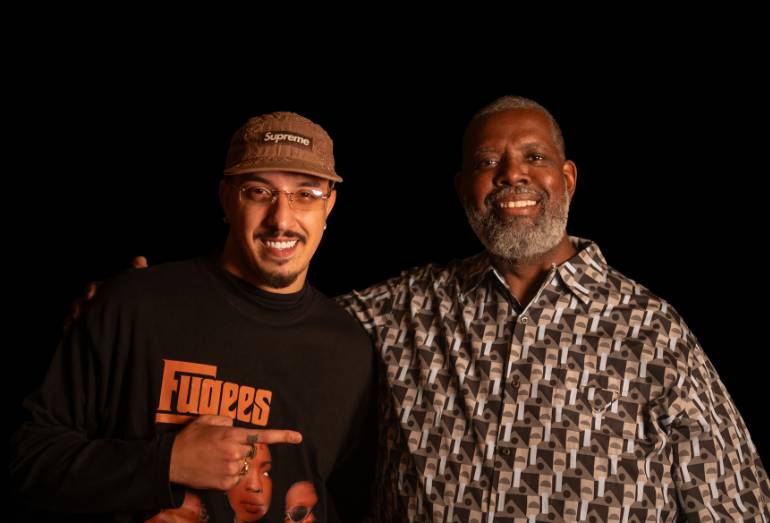 Em parceria inédita, Delacruz e Péricles lançam 