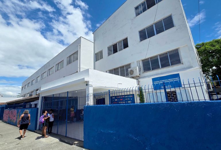 Estudantes da rede municipal podem se inscrever em curso gratuito de inglês