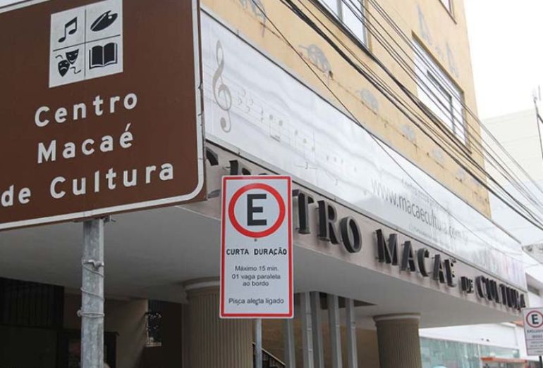 Emart, em Macaé, abre inscrições para curso livre de teatro infantil e adolescente