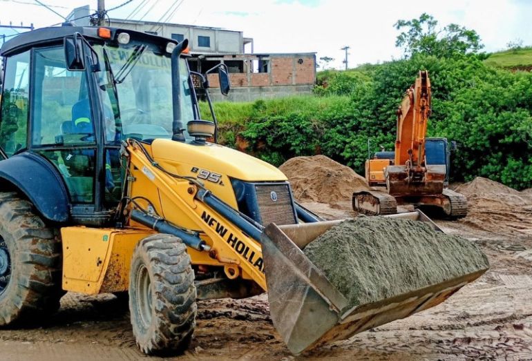Prefeitura atualiza andamento das obras de urbanização em loteamento de Macaé