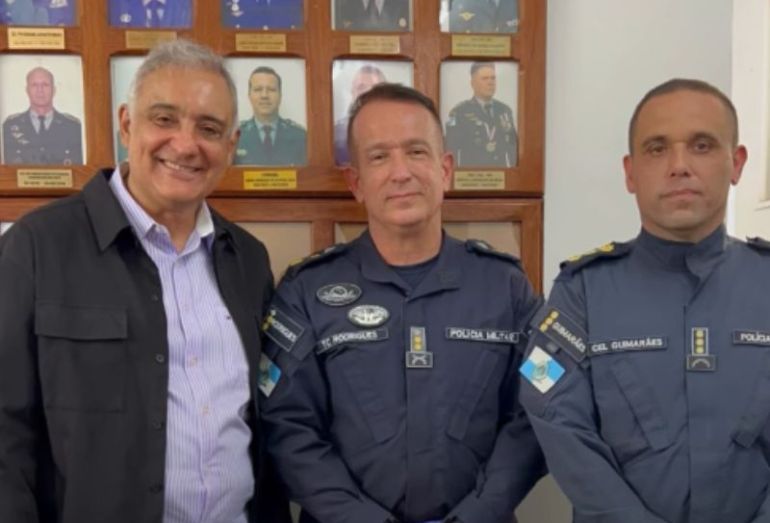 Cerimônia oficializa troca de comando no 32º Batalhão da Polícia Miliar, em Macaé