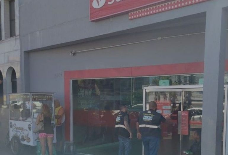 Agência bancária é multada em Rio das Ostras por desrespeitar tempo máximo de espera