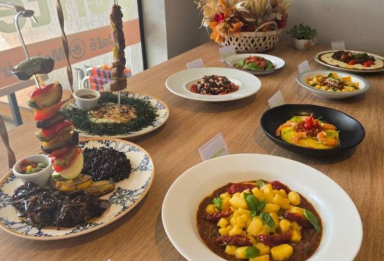 O Núcleo Gourmet de Rio das Ostras lançou, nessa terça-feira, 28 de abril, o Circuito Frutos da Terra, evento gastronômico que promete celebrar os sabores locais, reforçando a valorização da história e da identidade do município.