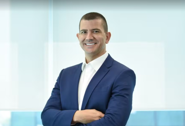 Deputado Douglas Ruas (PL) é eleito e empossado como novo presidente da Alerj