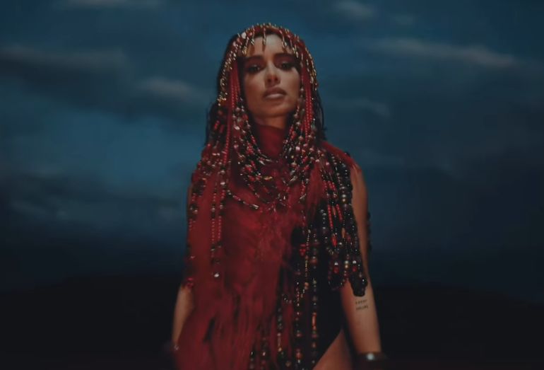 Anitta libera teaser de “CHOKA CHOKA”, música em parceria com Shakira