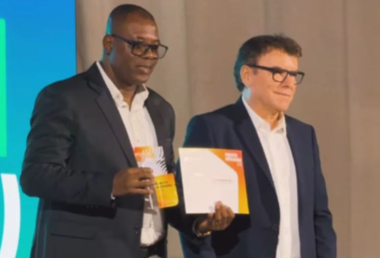 Prefeitura de Silva Jardim é premiada por instalação de iluminação de LED na RJ-140
