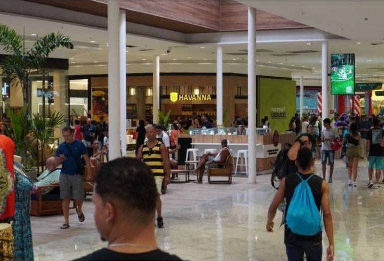 Plaza Rio das Ostras divulga horário especial para jogos do Brasil na 1ª fase da Copa