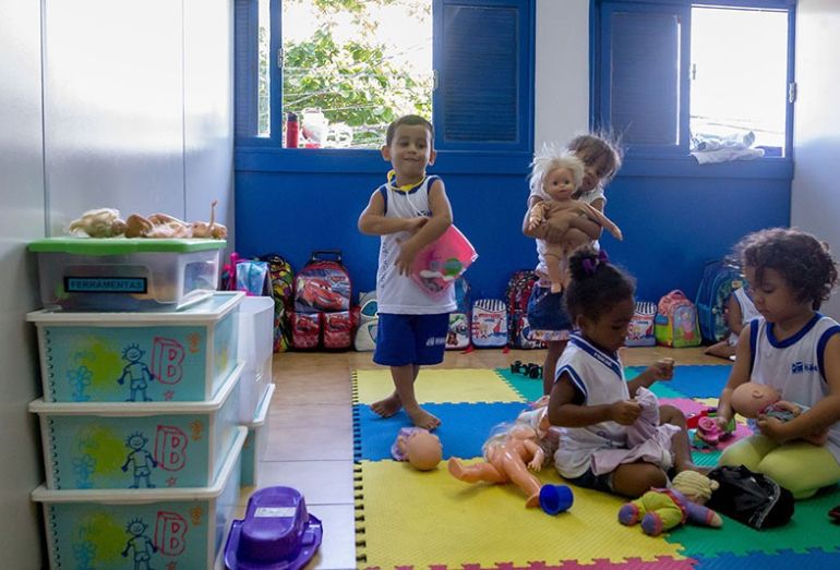 Cartão Educa+ Macaé garante novo crédito para estudantes da rede pública