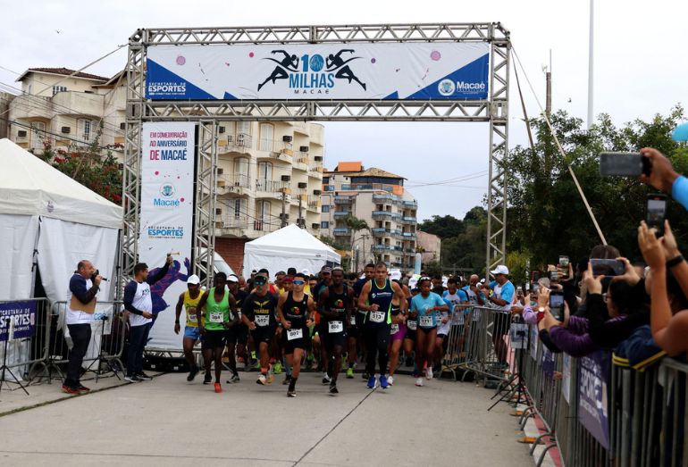 Macaé recebe milhares de atletas para a 3ª edição da corrida 10 Milhas