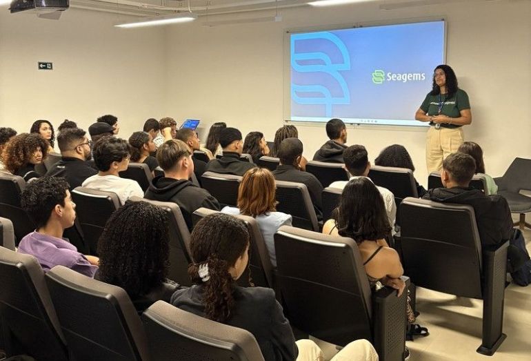 Empresa offshore realiza programa educacional com estudantes de Rio das Ostras