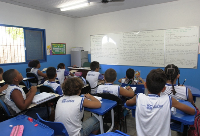 Alunos da rede municipal de Macaé entram em recesso; aulas retornam no dia 27