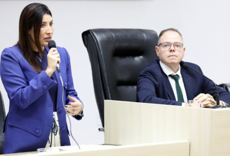 Vereadores de Macaé apresentam PL para conscientização contra a violência de gênero nas escolas