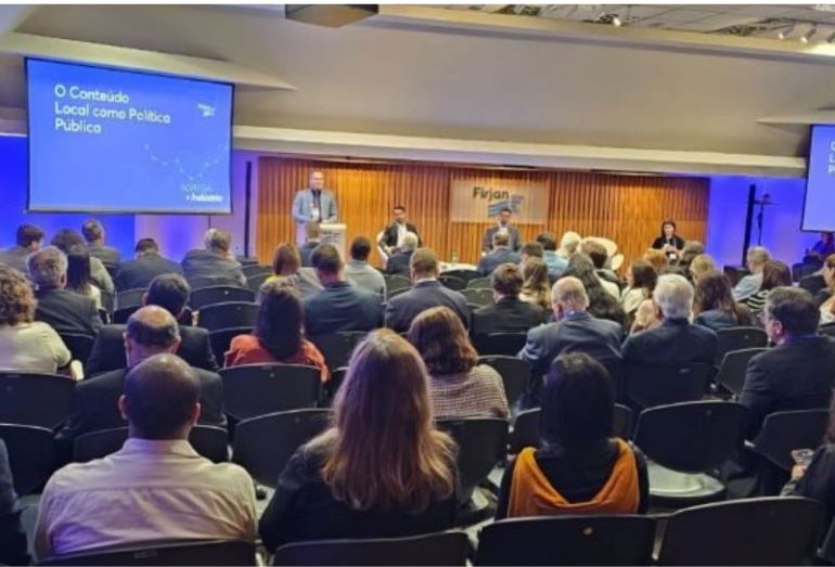 Seminário da Firjan sobre desenvolvimento do setor industrial tem presença de Rio das Ostras
