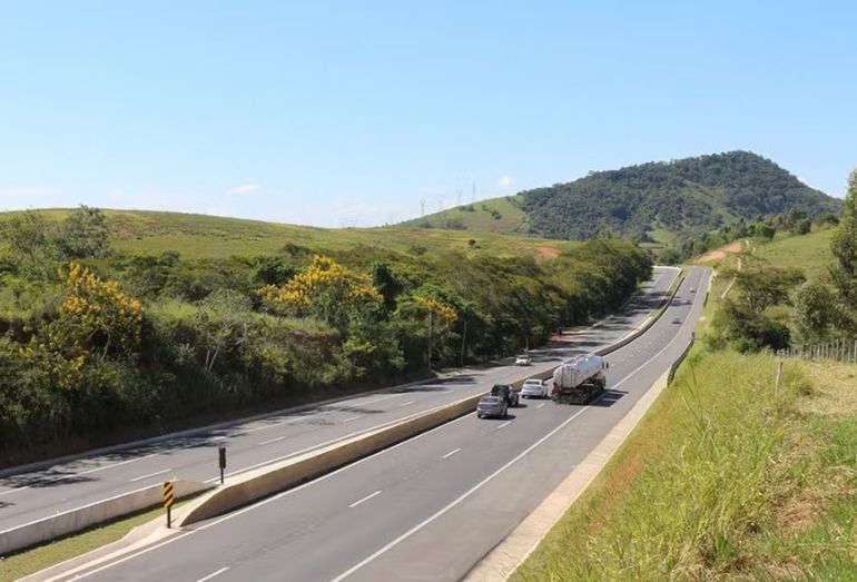 BR-101 terá expansão do sinal de celular e internet, com previsão de cobertura em toda a rodovia em 2027